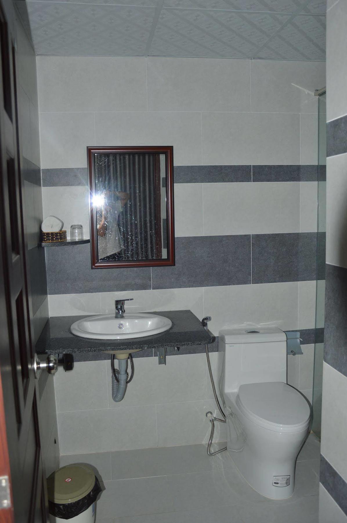 Ha Long Hotel Vung Tau Exterior photo